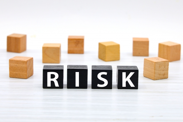 RISKの文字列と積み木